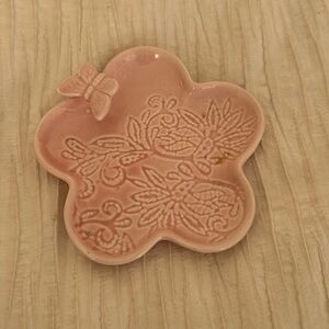 SMALL FLORAL WITH BUTTERFLY JEWELRY OR TRINKET DISH